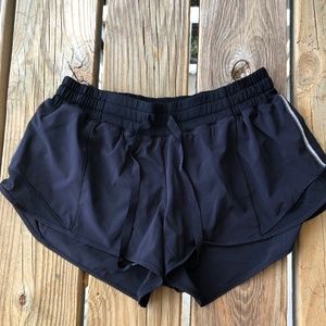 lululemon Hotty Hot Short Blk 8